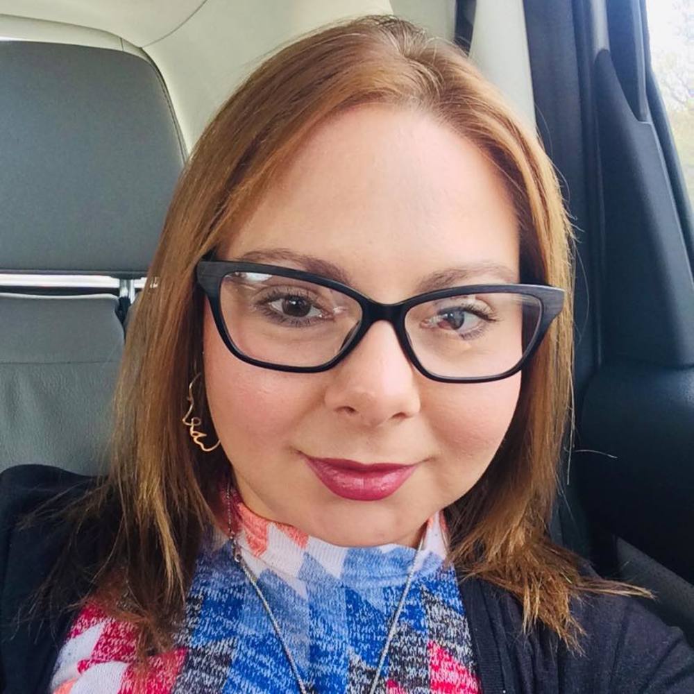 Meet your Posher, Elena